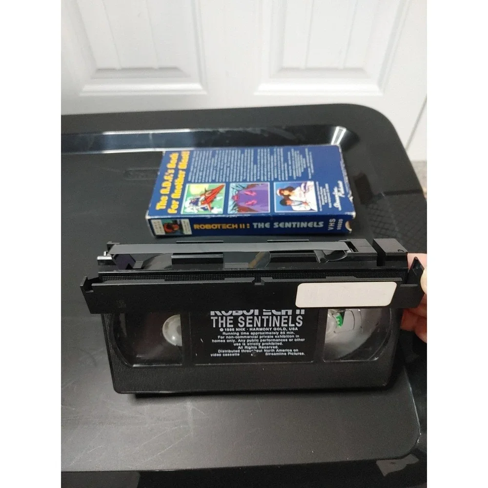 Robotech II: The Sentinels (VHS, 1986) Streamline Pictures Video Comics